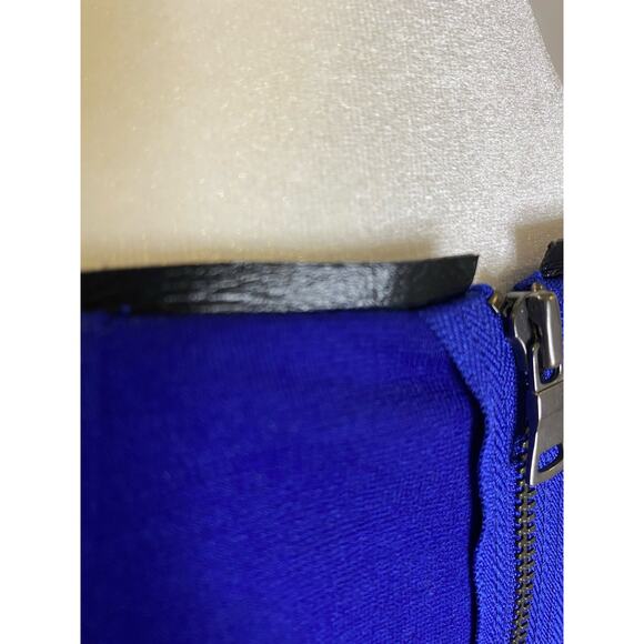Tahari Royal Blue Flattering Sheath Dress with Black Leather Piping Size 6 - Picture 5 of 12